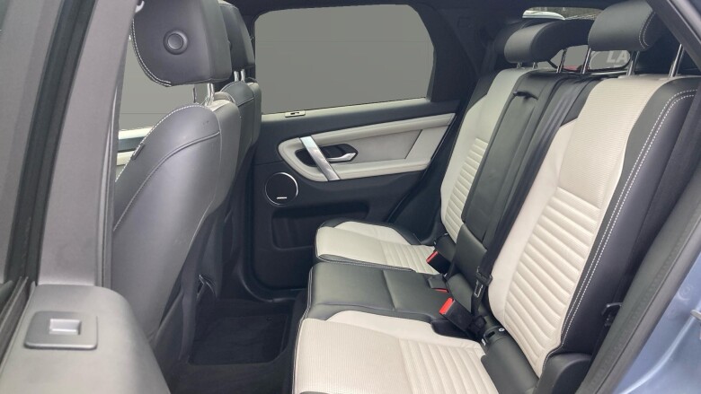 Land Rover Discovery Sport 1.5 P300e R-Dynamic HSE 5dr Auto [5 Seat] Station Wagon